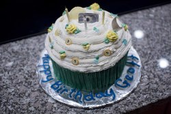 geoff's birthday cupcake 2.JPG